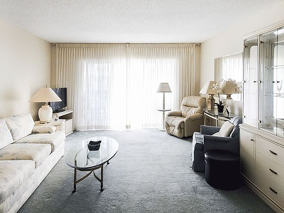 3rd image of 3663 S Atlantic Ave APT 21D