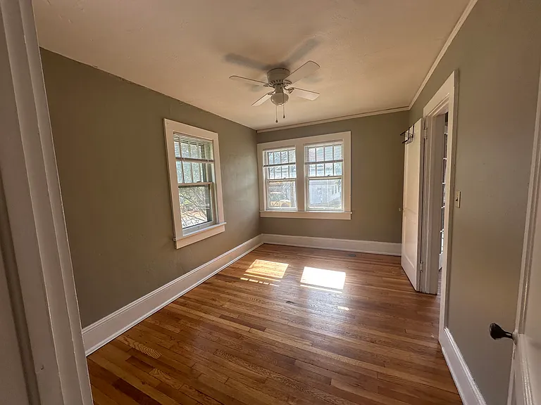 152 Walnut St #6 — Photo 13