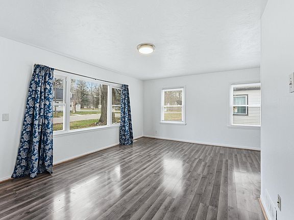 5th image of 4508 SW Anthony Wayne Dr