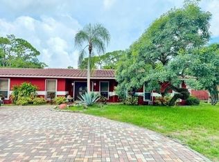 5800 Pinetree Rd, Parkland, FL 33067