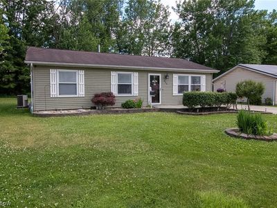 824 S Nearing Cir, Geneva, OH, 44041
