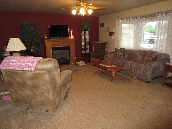 5th image of 136 N 40th St