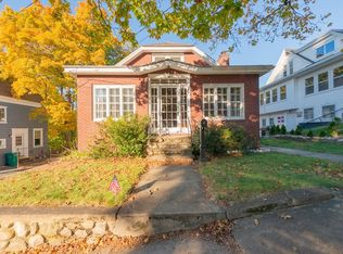 20 Dudley St, Fitchburg, MA 01420