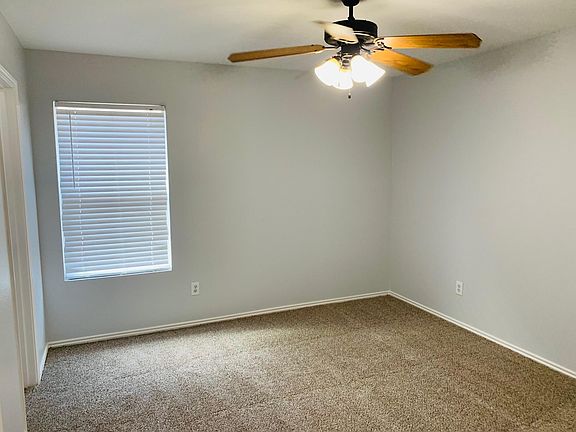 5th image of 1715 Zavala Dr