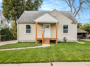 6660 Pelham Rd, Taylor, MI 48180