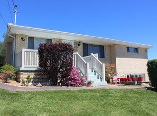 124 McLay Dr, Elizabeth, PA