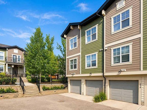 2nd image of 218 W Cranford Walk SE