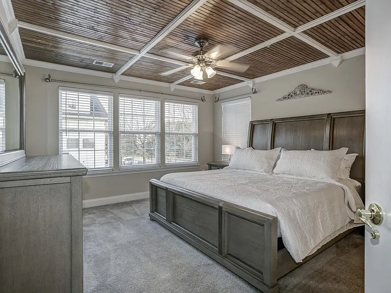 20345 Notting Hill Way — Photo 6