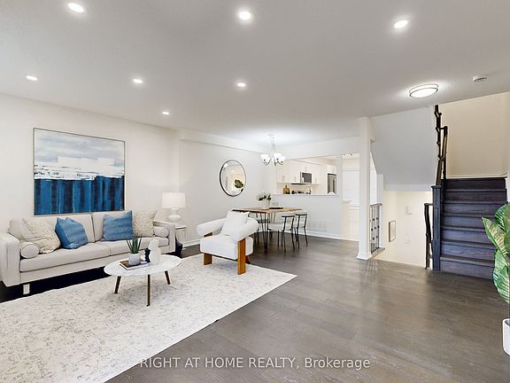 4th image of 18 Brandy Lane Way