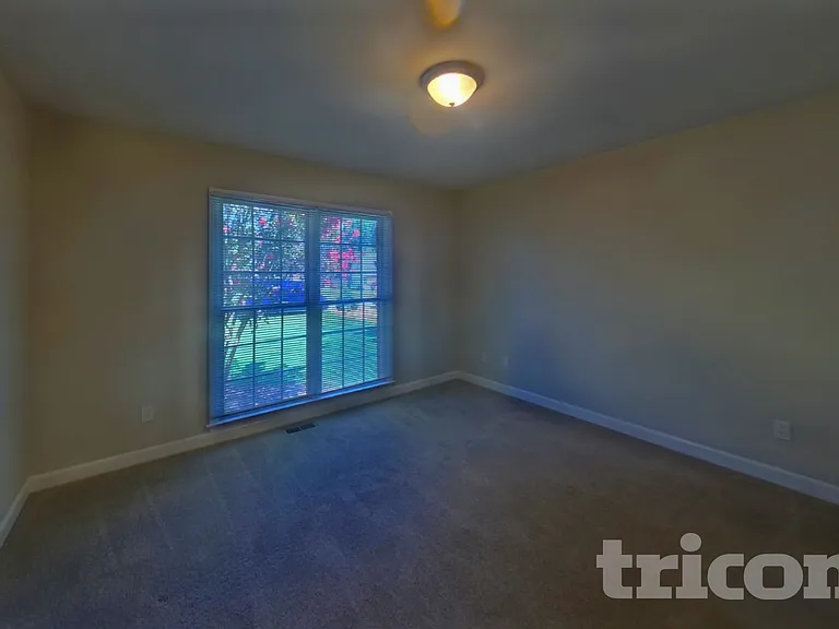 618 Tillman Ct — Photo 12