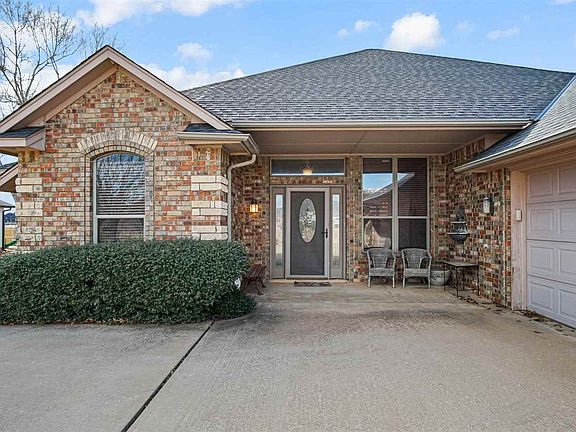 2nd image of 6712 SW Driftwood Dr