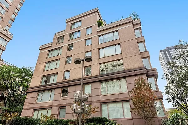 Sold by Compass | media 8