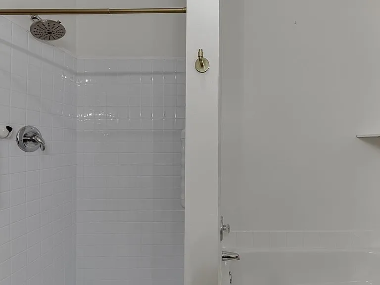2464 Laurelfield Dr — Photo 30