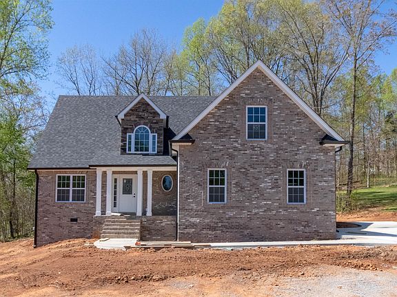 5th image of 1367 Tannahill Way