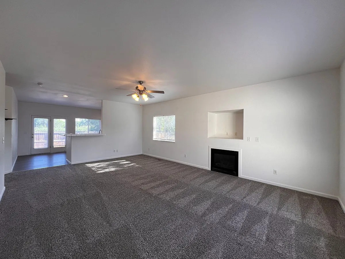 Building Photo - 1258 Eider Cir