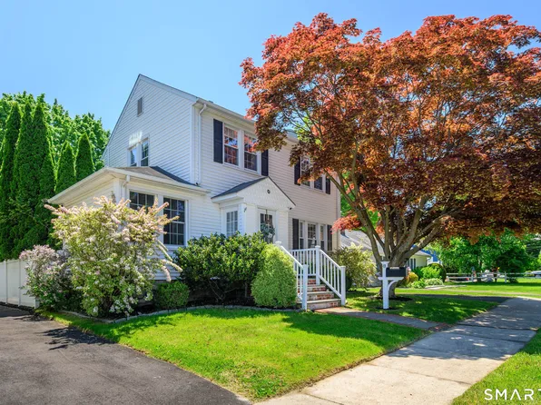 48 Bungalow Park, Stamford, CT 06902