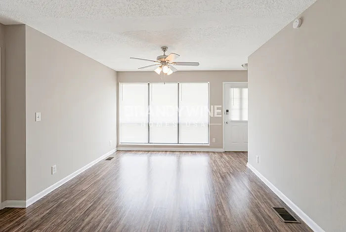 4503 Anvers Blvd — Photo 5