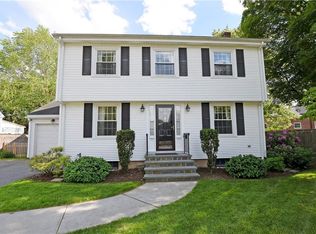 15 Miller St, Rumford, RI 02916