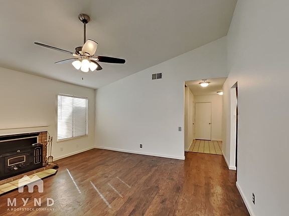 5th image of 119 River Run Cir