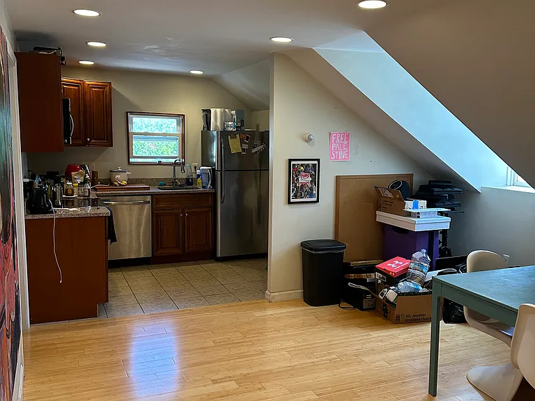 52 Vinton St #3 — Photo 8