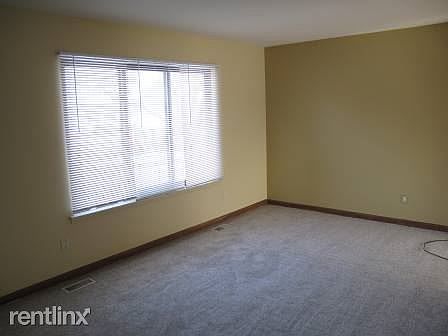 4th image of 43575 Fredericksburg St