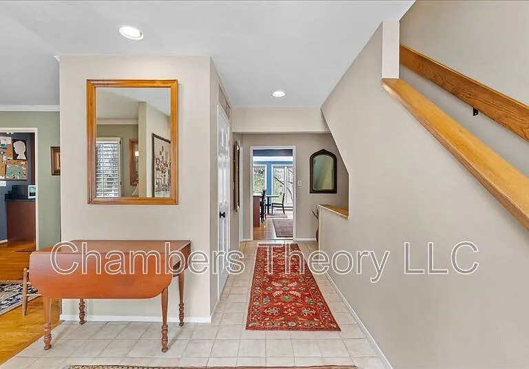 8709 Hidden Hill Ln — Photo 4