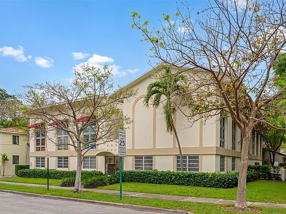 5th image of 234 Antiquera Ave APT 3