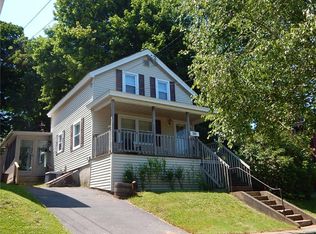 252 E 9th St, Oswego, NY 13126