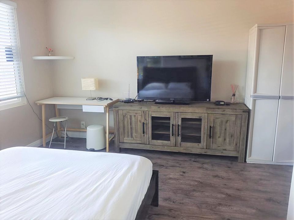 Bed room with furnitures.