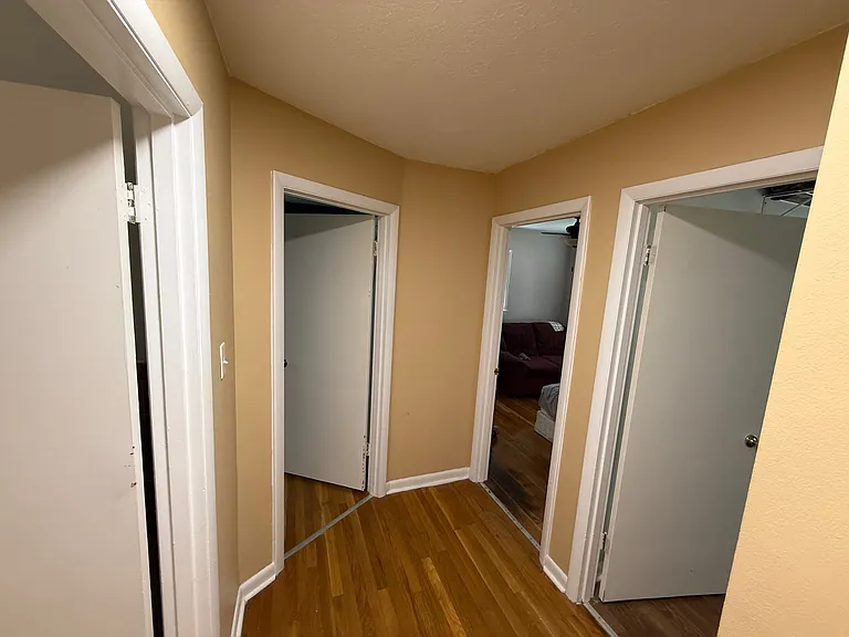 123 Chris Dr — Photo 17