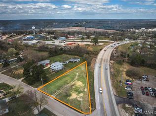15 W Springfield Rd, Saint Clair, MO 63077