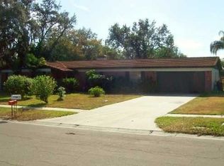 705 Village Pl, Brandon, FL 33511