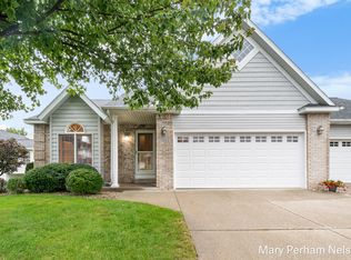 11282 Blue Heron Pkwy, Holland, MI 49424