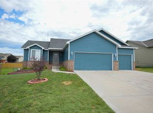 1119 Sandusky Dr, Junction City, KS 66441