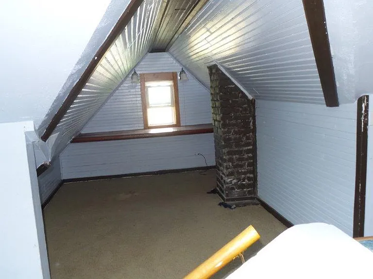 811 Cogean Ave — Photo 13