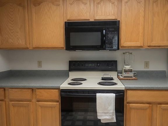 3rd image of 1030 E Irene Cir