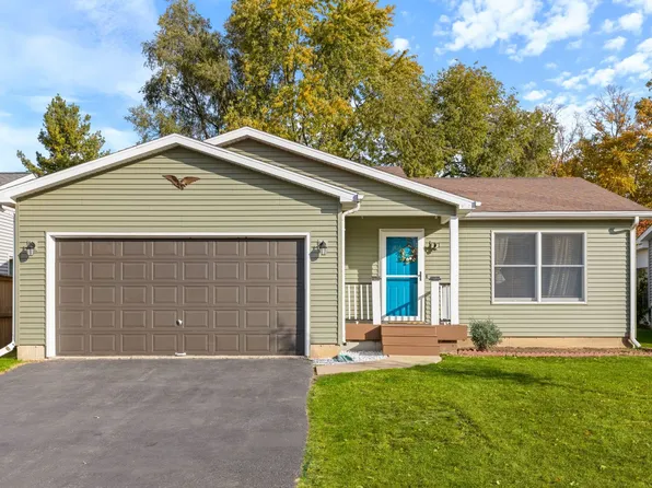435 Lucerne Ln, Dekalb, IL 60115