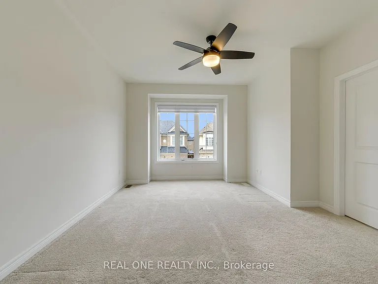 140 Zachary Cres — Photo 32