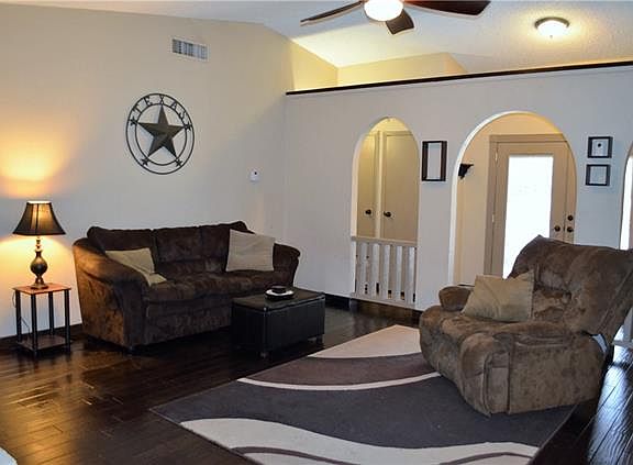 4th image of 3701 18th St