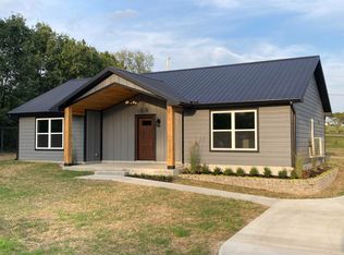 916 Posey St, Ava, MO 65608