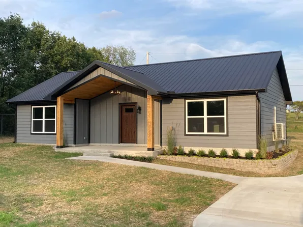 916 Posey Street, Ava, MO 65608