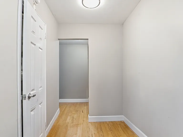 792 Columbus Ave #17F — Photo 8