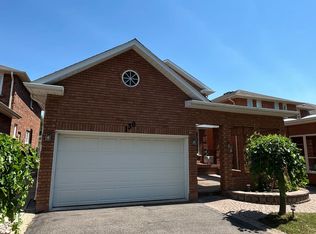 138 Venetian Cres #BASEMENT, Vaughan, ON L4L 5E8