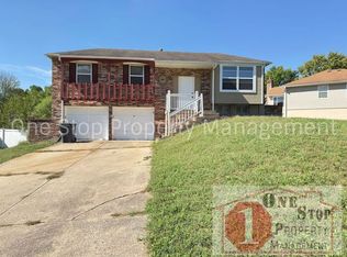 4804 NW Downing St, Blue Springs, MO 64015