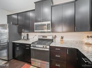 2042R Sage Park Dr, Charlotte, NC 28217