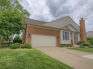 16245 Forest Lake Dr, Northville, MI 48168