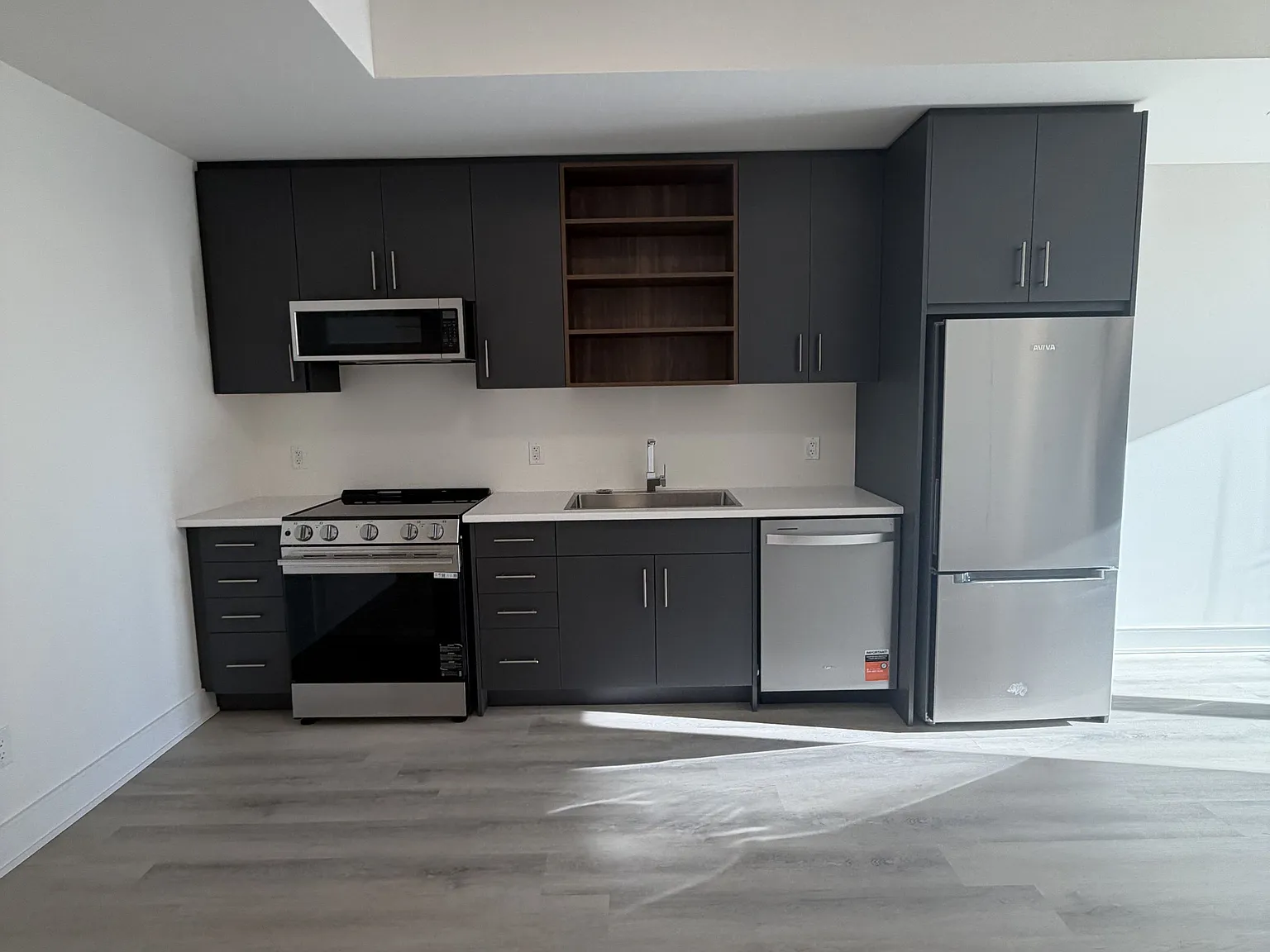 1 bed, $1,950 — Photo 3