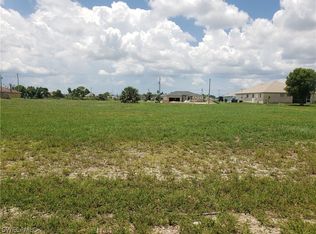 202 NW 6th Ter, Cape Coral, FL 33993