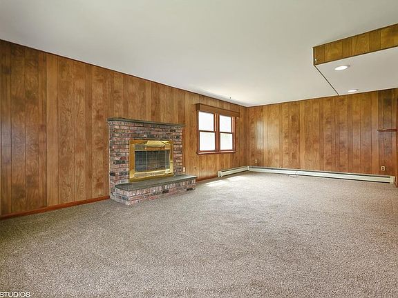 5th image of 171 Elwood Ave