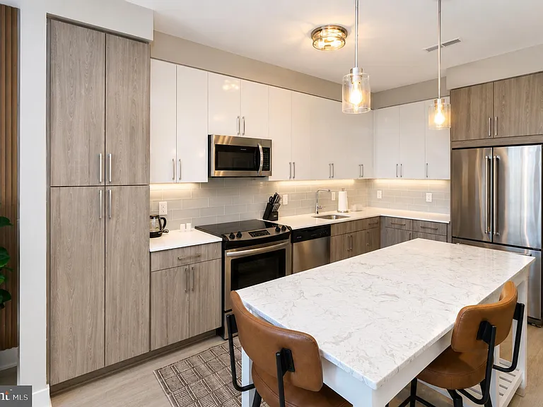 145 Riverhaven Dr #451 — Photo 7